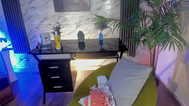 SofiaGomez420 online show from 8, 2, 2025