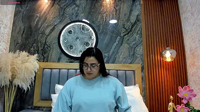 BellaPeers  online show from 30, 4, 2026
