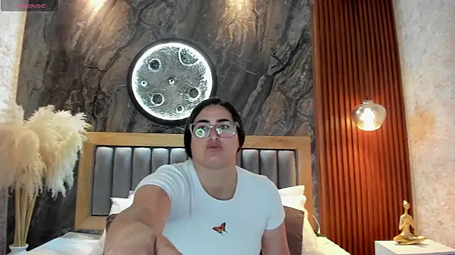 BellaPeers  online show from 10, 6, 2026
