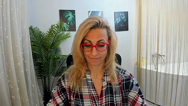 MuseOfStage online show from 7, 2, 2025