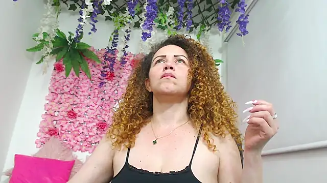 BLONDE SEXYHOT online show from 16, 12, 2025