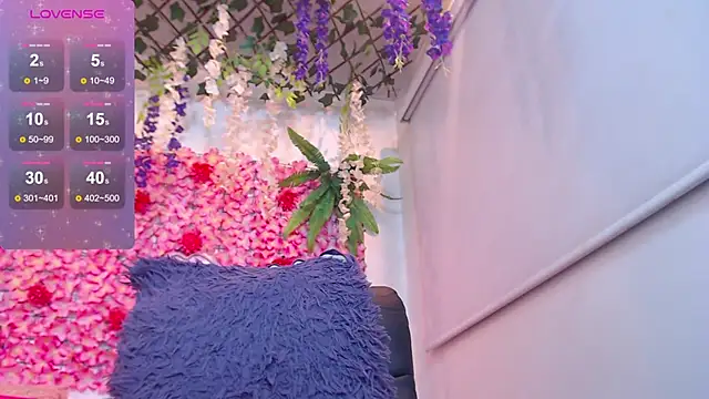 Snapshot of BLONDE_SEXYHOT chatting on 13, 2, 2026 BLONDE SEXYHOT online show from 13, 2, 2026