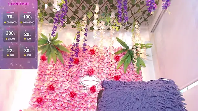 Snapshot of BLONDE_SEXYHOT chatting on 13, 3, 2026 BLONDE SEXYHOT online show from 13, 3, 2026