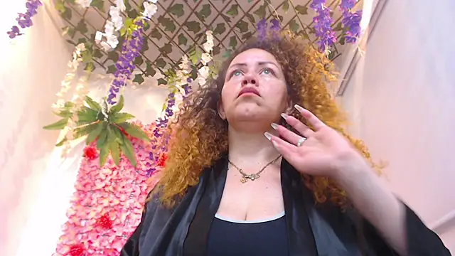 Snapshot of BLONDE_SEXYHOT chatting on 15, 3, 2026 BLONDE SEXYHOT online show from 15, 3, 2026