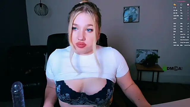 Snapshot of juli_kisss chatting on 3, 1, 2025 juli kisss online show from 3, 1, 2025