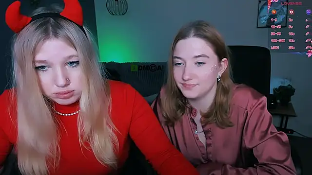 Snapshot of juli_kisss chatting on 1, 2, 2025 juli kisss online show from 1, 2, 2025