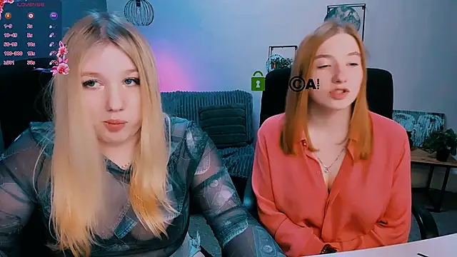 Snapshot of juli_kisss chatting on 14, 2, 2025 juli kisss online show from 14, 2, 2025