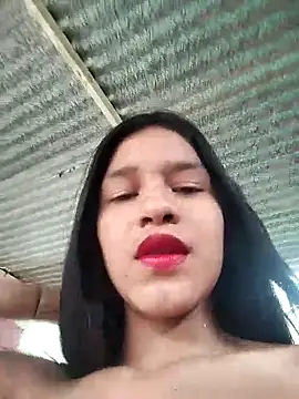 Snapshot of Little_Pau_Dirty chatting on 14, 12, 2024 Little Pau Dirty online show from 14, 12, 2024