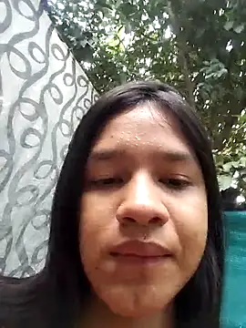 Snapshot of Little_Pau_Dirty chatting on 21, 12, 2024 Little Pau Dirty online show from 21, 12, 2024