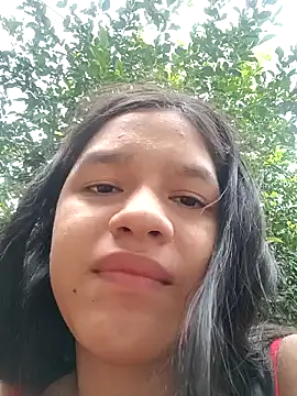 Snapshot of Little_Pau_Dirty chatting on 24, 12, 2024 Little Pau Dirty online show from 24, 12, 2024