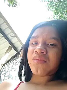 Snapshot of Little_Pau_Dirty chatting on 24, 12, 2024 Little Pau Dirty online show from 24, 12, 2024