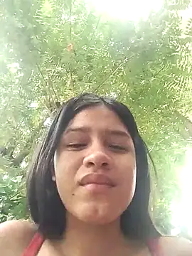 Snapshot of Little_Pau_Dirty chatting on 17, 1, 2025 Little Pau Dirty online show from 17, 1, 2025