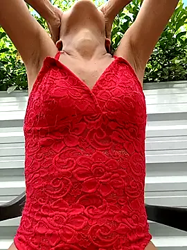 Snapshot of Little_Pau_Dirty chatting on 9, 10, 2025 Little Pau Dirty online show from 9, 10, 2025