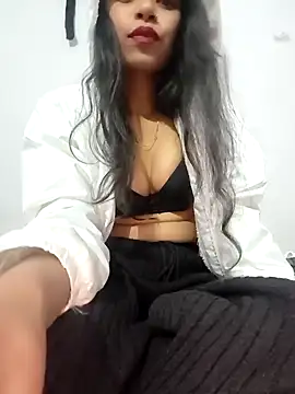 Snapshot of catreena chatting on 22, 12, 2024 catreena online show from 22, 12, 2024