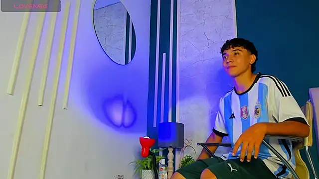 Austin Cardieff online show from 23, 1, 2025