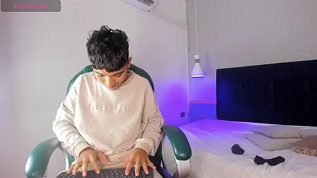 Austin Cardieff online show from 24, 1, 2025