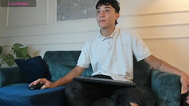 Austin Cardieff online show from 19, 3, 2025