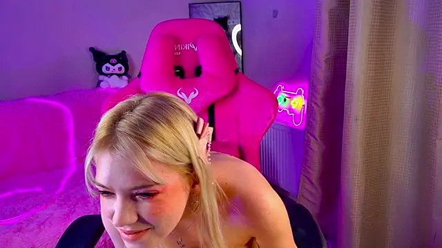 Shawty Blonde online show from 16, 2, 2025