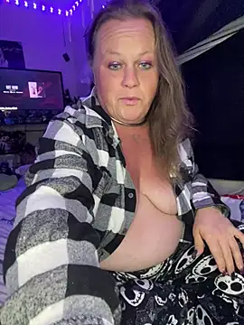 Snapshot of HeatherLynn chatting on 30, 6, 2026 HeatherLynn online show from 30, 6, 2026