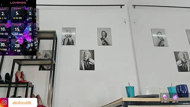 Snapshot of abril_ricci chatting on 27, 12, 2024 abril ricci online show from 27, 12, 2024