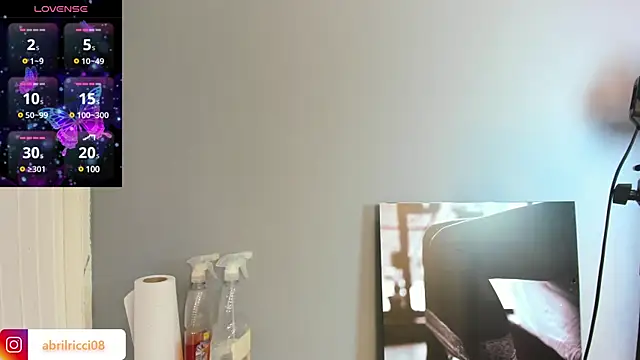 Snapshot of abril_ricci chatting on 15, 1, 2025 abril ricci online show from 15, 1, 2025