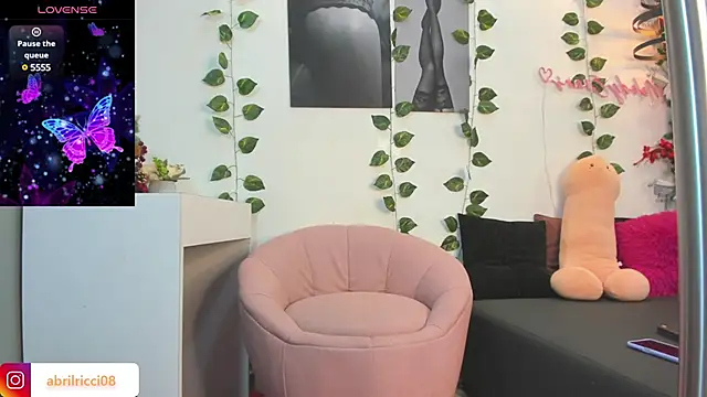 Snapshot of abril_ricci chatting on 18, 1, 2025 abril ricci online show from 18, 1, 2025