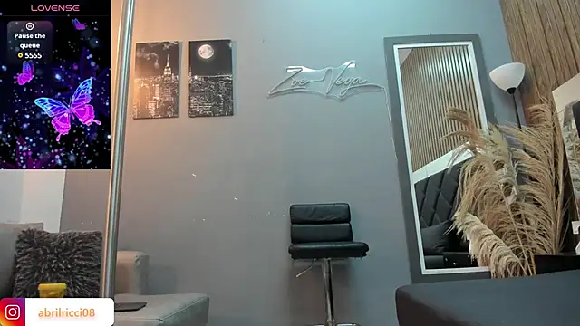 Snapshot of abril_ricci chatting on 30, 1, 2025 abril ricci online show from 30, 1, 2025