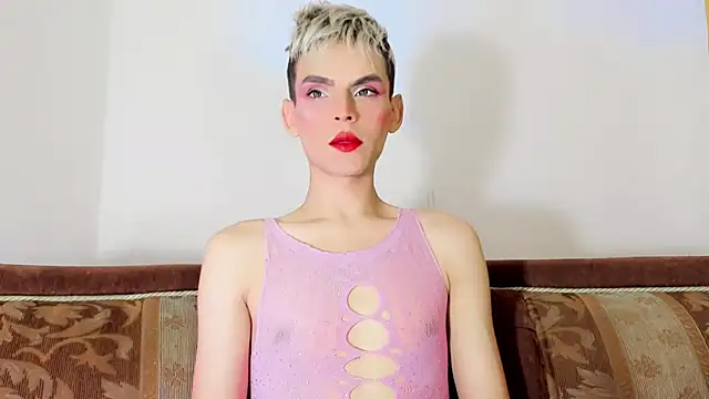 TatiGil online show from 12, 10, 2025