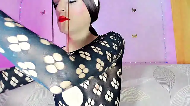 TatiGil online show from 30, 6, 2026