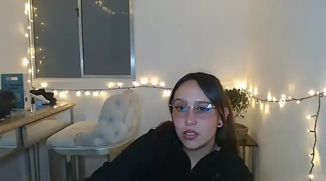 Skarlet Adams28 online show from 29, 1, 2025