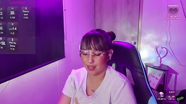Skarlet Adams28 online show from 28, 5, 2026