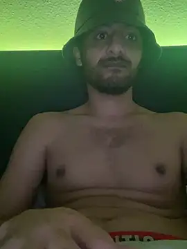 Snapshot of hard_macoor12 chatting on 11, 12, 2024 hard macoor12 online show from 11, 12, 2024