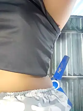 Snapshot of hotbaby_5 chatting on 17, 12, 2025 hotbaby 5 online show from 17, 12, 2025