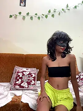 Snapshot of hazelperry chatting on 22, 10, 2025 hazelperry online show from 22, 10, 2025