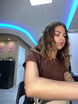 CharleneWoods online show from 11, 10, 2025