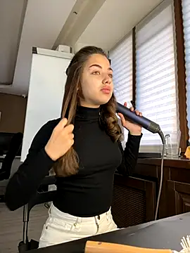 CharleneWoods online show from 23, 10, 2025