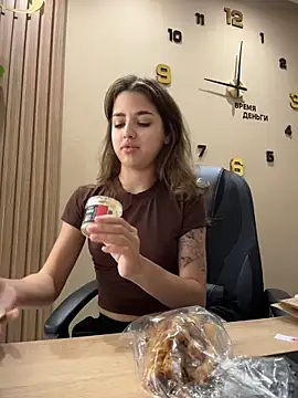 CharleneWoods online show from 26, 10, 2025