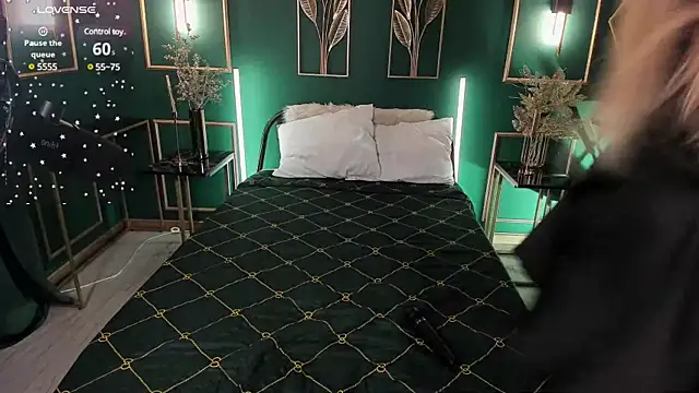 Snapshot of SherriMartinez chatting on 14, 1, 2025 SherriMartinez online show from 14, 1, 2025