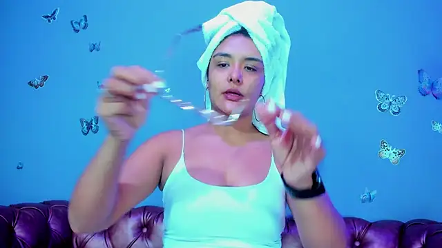 Kaira mosse online show from 12, 5, 2026