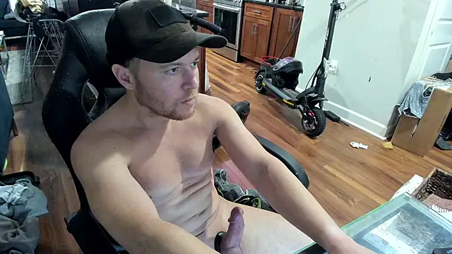 Snapshot of aaron_s_x chatting on 28, 12, 2024 aaron s x online show from 28, 12, 2024