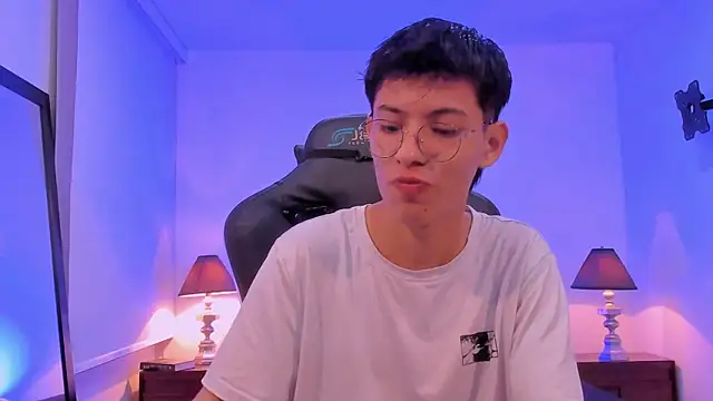 alexandersawyer online show from 15, 12, 2025