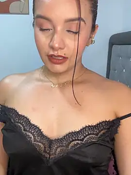 Snapshot of Melanyprada chatting on 27, 5, 2026 Melanyprada online show from 27, 5, 2026