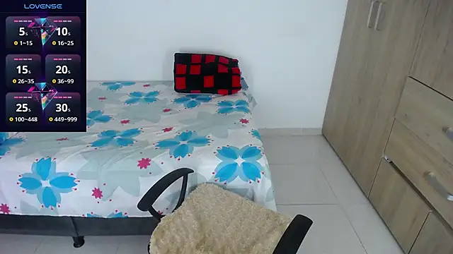 Snapshot of miajoseph_ chatting on 28, 9, 2025 miajoseph online show from 28, 9, 2025