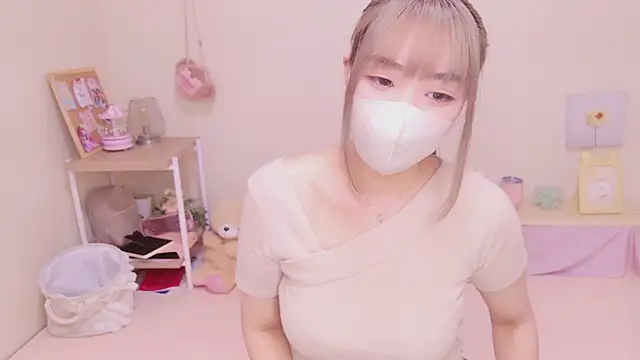 ICHIGOchan  online show from 4, 12, 2024