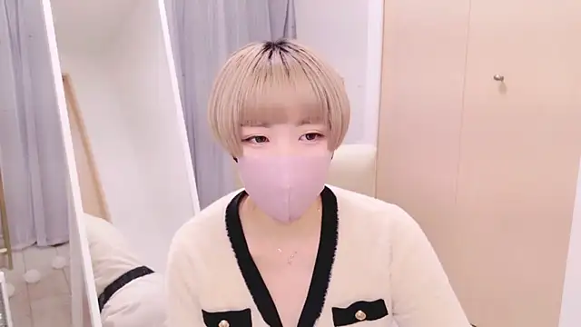 ICHIGOchan  online show from 27, 12, 2024