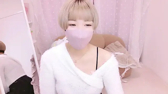 ICHIGOchan  online show from 28, 12, 2024