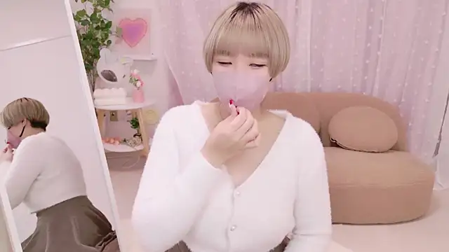 ICHIGOchan  online show from 10, 1, 2025