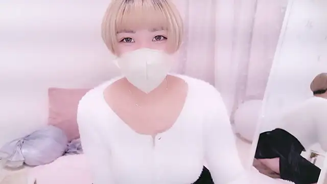 ICHIGOchan  online show from 29, 1, 2025