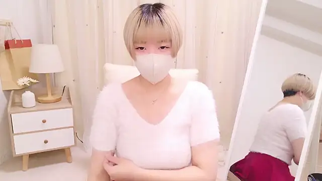 ICHIGOchan  online show from 6, 2, 2025
