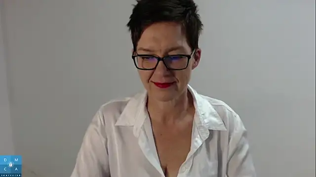 Snapshot of Sofie69Velvet chatting on 24, 11, 2025 Sofie69Velvet online show from 24, 11, 2025